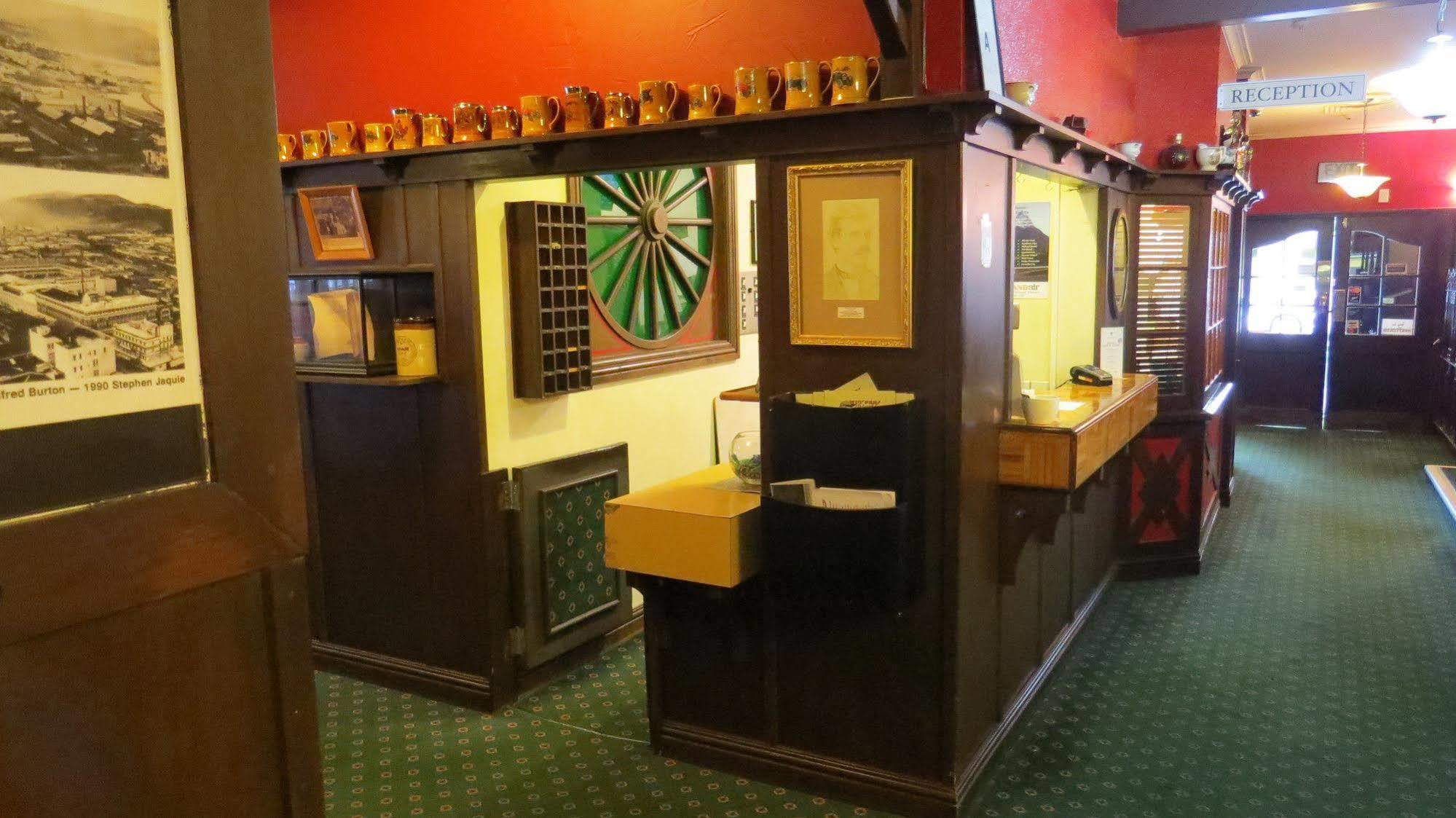 Law Courts Hotel Dunedin Ngoại thất bức ảnh